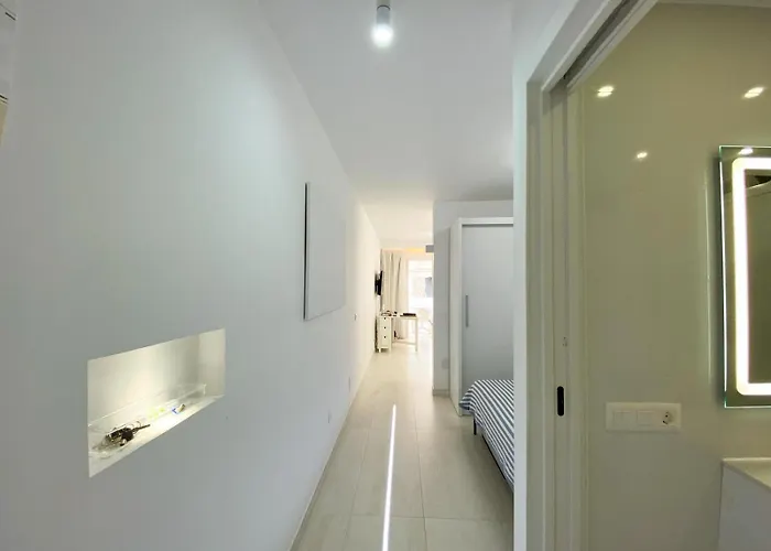 Ocean Walk Beachside Golden Mile Tenerife Royal Garden 公寓 *