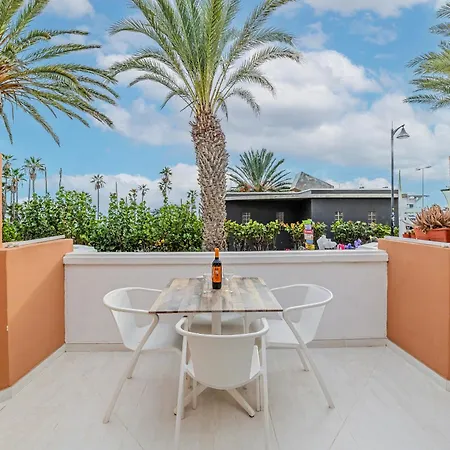 Апартаменти Ocean Walk Beachside Golden Mile Tenerife Royal Garden *