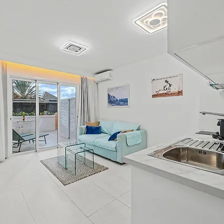 Ocean Walk Beachside Golden Mile Tenerife Royal Garden Apartman *