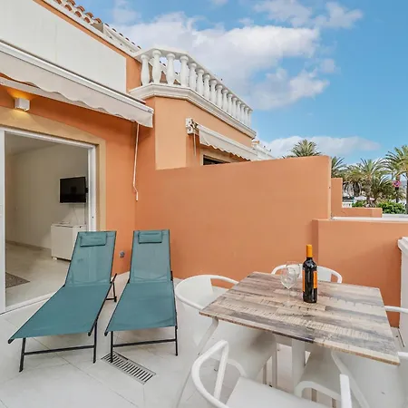 Ocean Walk Beachside Golden Mile Tenerife Royal Garden Daire Playa de las Américas
